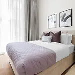 Elegant Apartment On The Iconic Gloucester Road